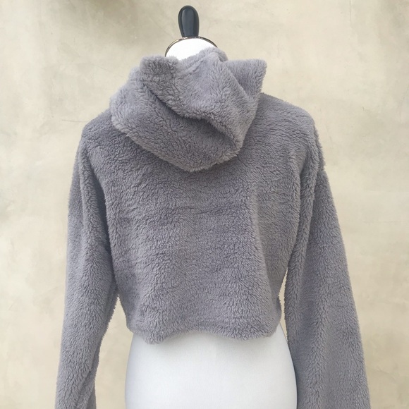 Cropped Fuzzy Sweatshirt NWOT Gray - Picture 6 of 8